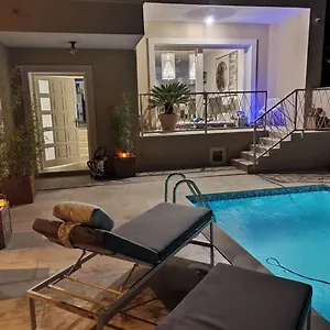 https://villa-damiani.in-istria.net