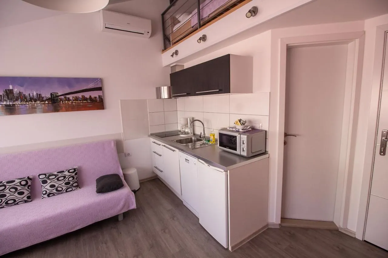 Downtown Apartments Pola