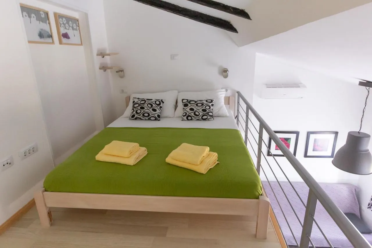 Downtown Apartments Pola