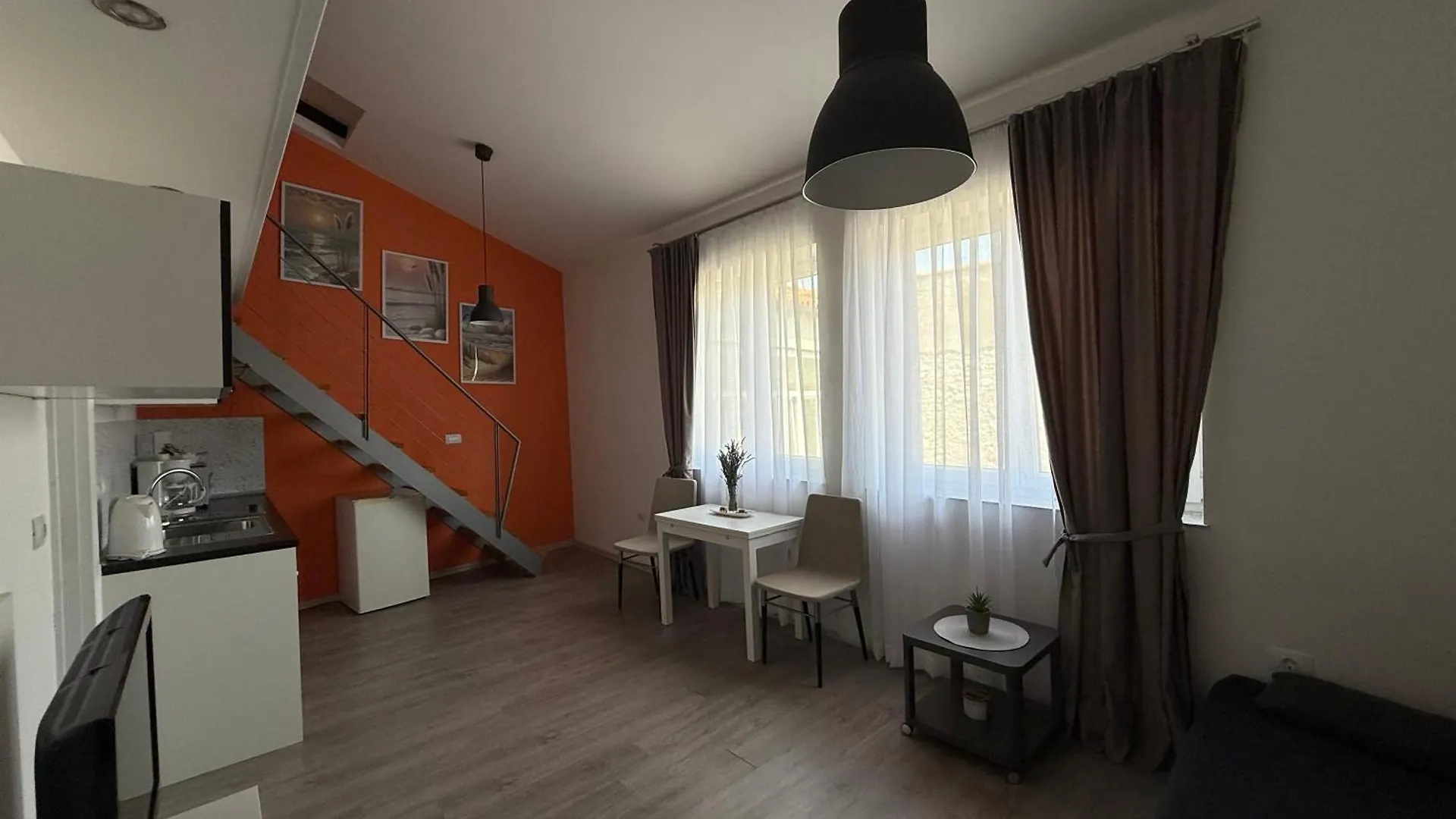 Downtown Apartments Pola