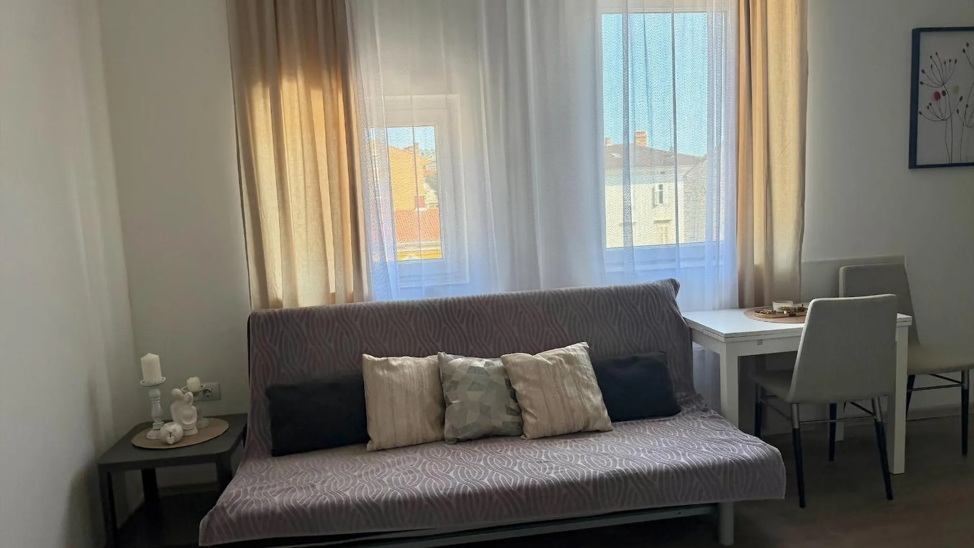 Downtown Apartments Pola