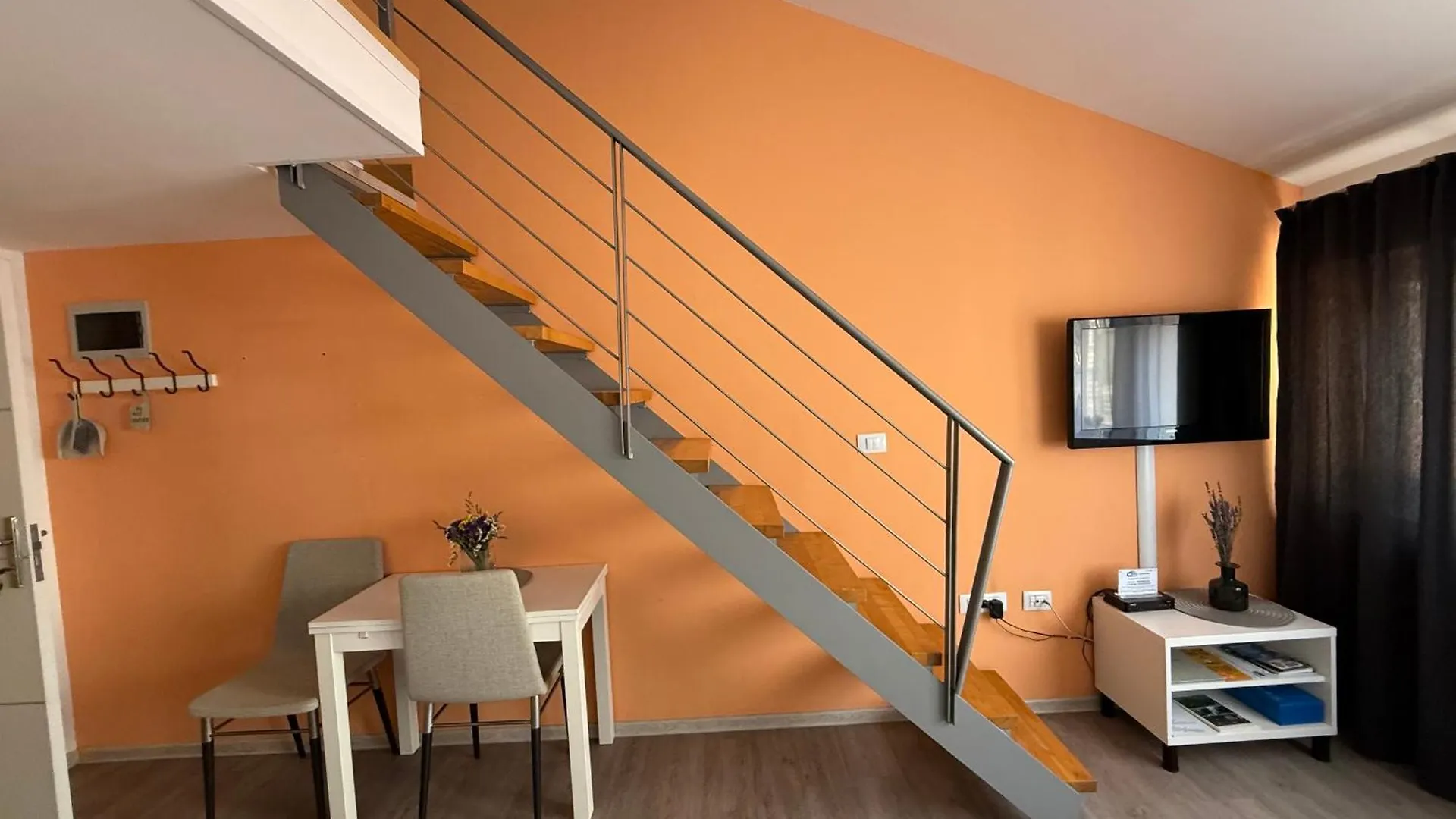 Downtown Apartments Pola